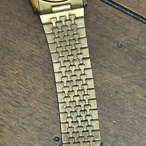 Bulova Caravelle vintage men's 30 mm quartz watch with date indicator - Picture 3 of 6